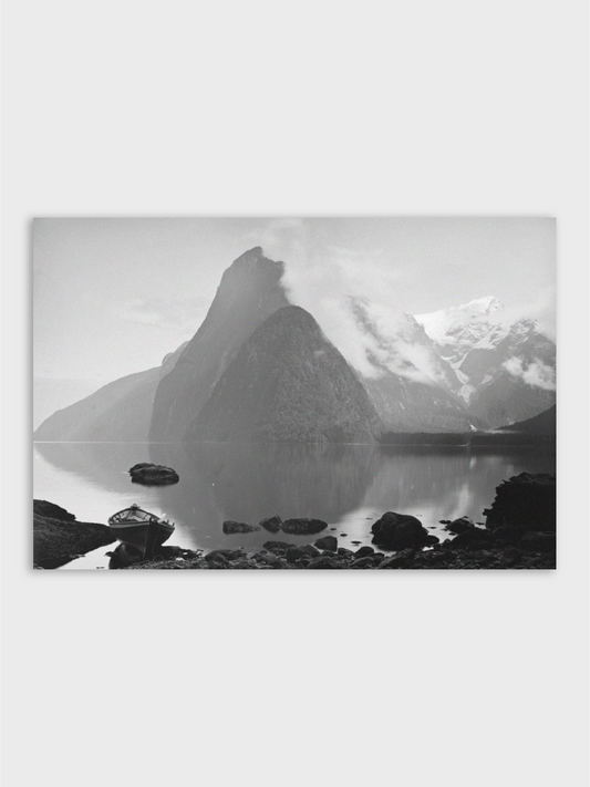 Milford Sound, Harrison Cove, Lion Rock